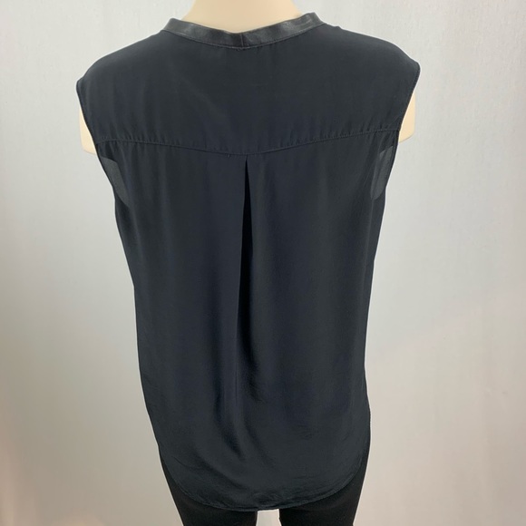 Bailey 44 Black Wildebeest Top S. - Picture 5 of 11